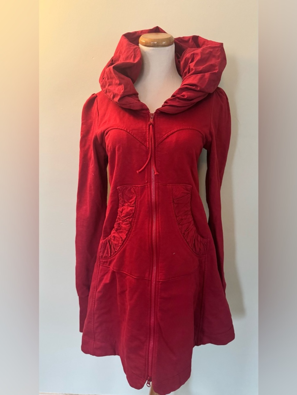 [Prairie Underground] Long Cloak Hoodie in Crimson Sz: M - Picture 14 of 15